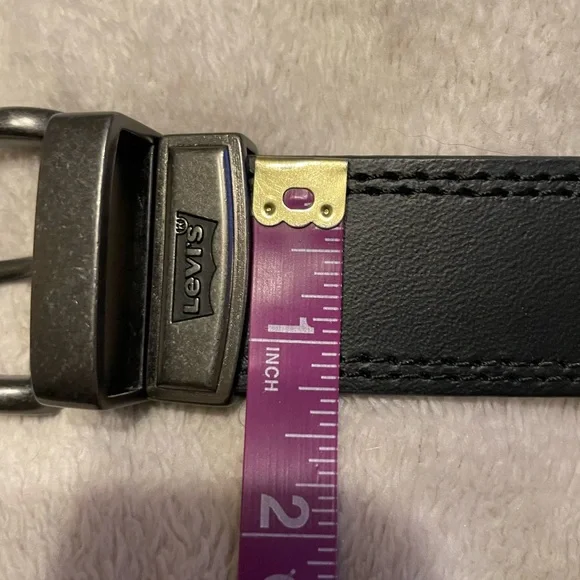Set of 2 Levis Men’s Reversible Belts Black & Brown Leather Sz 38-40 EUC - Picture 8 of 16